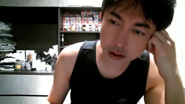 chriswu69820 legs Webcam SHOW @ Cam4 20-04-2025