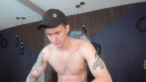 JacksonOlsenn kissing Webcam SHOW @ Cam4 20-04-2025