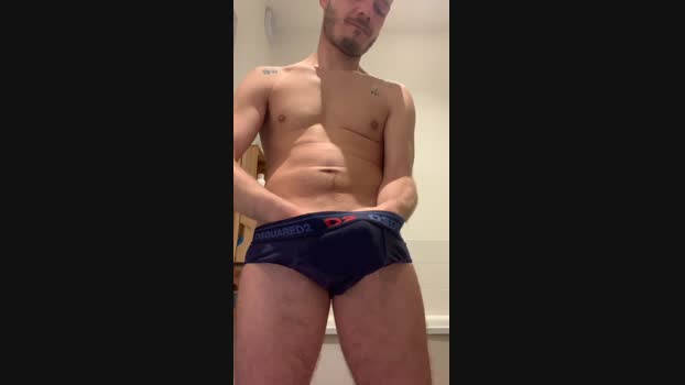 short_and_cute fuckass Webcam SHOW @ Cam4 20-04-2025