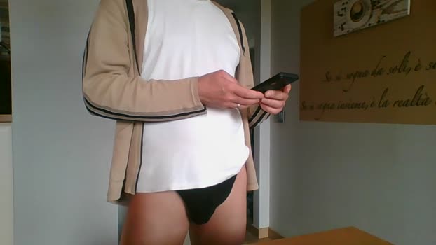Lalas71 jerking Webcam SHOW @ Cam4 22-04-2025