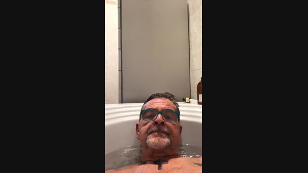 bergamo13 skinny Webcam SHOW @ Cam4 25-04-2025