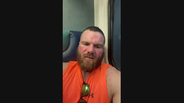 Bighairytopping spank Webcam SHOW @ Cam4 27-04-2025