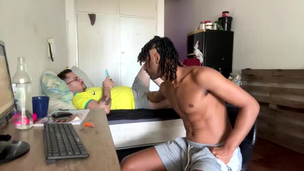 gerson229 bigcock Webcam SHOW @ Cam4 26-04-2025