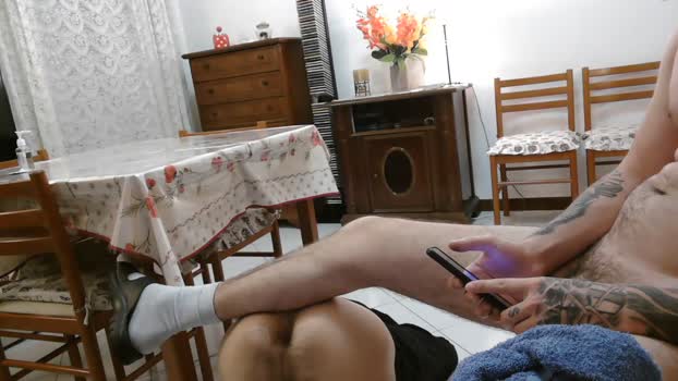 Robyyyy69 bigballs Webcam SHOW @ Cam4 28-04-2025