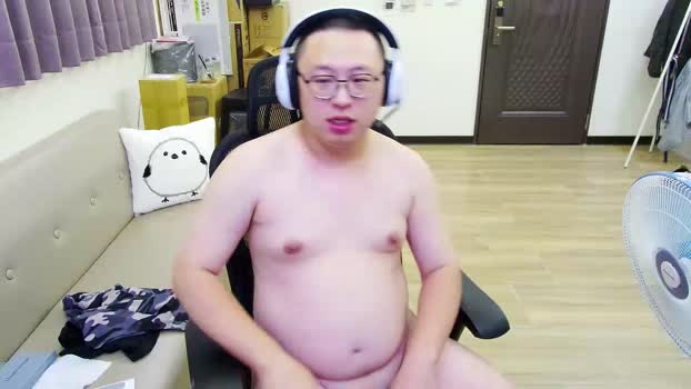 7PuPu Download Webcam SHOW @ Cam4 30-04-2025