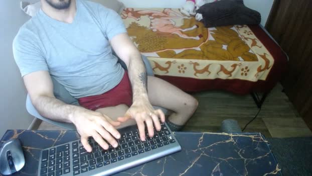 Lealboy fuckhard Webcam SHOW @ Cam4 01-05-2025