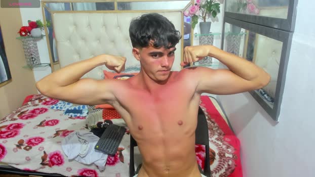 heiker_ sexy Webcam SHOW @ Cam4 01-05-2025