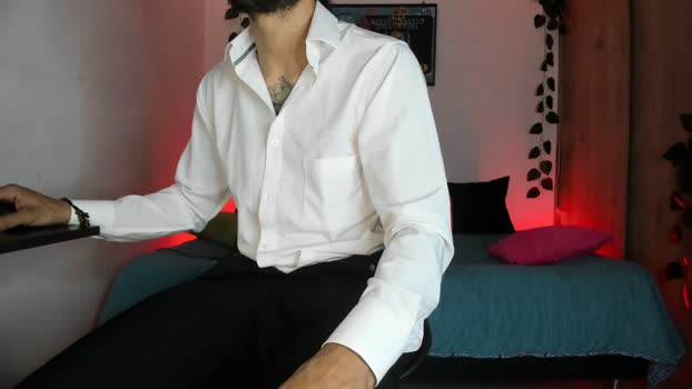 Mikee_scooth bigtoys Webcam SHOW @ Cam4 02-05-2025