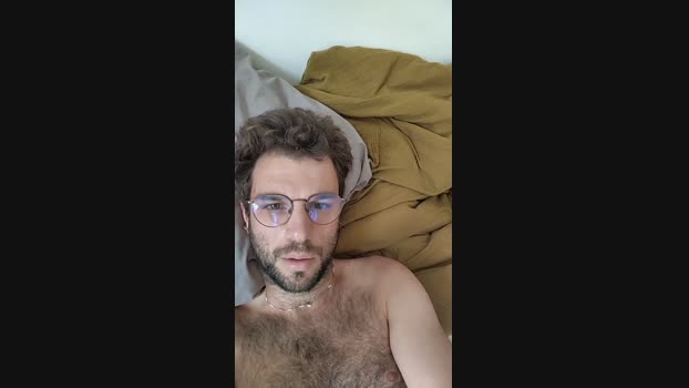 frenchyhothairy kissing Webcam SHOW @ Cam4 03-05-2025