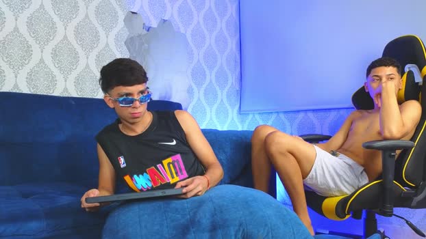 Angel_boyy2 Ass Webcam SHOW @ Cam4 03-05-2025