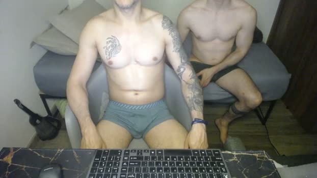 Lealboy Porn Webcam SHOW @ Cam4 11-05-2025
