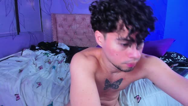 Angel_boyy2 Cam Webcam SHOW @ Cam4 17-05-2025