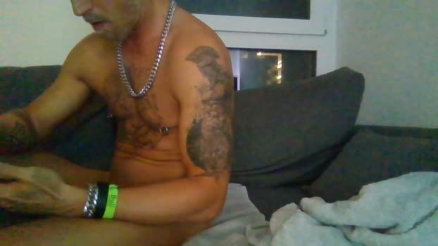 man4uall hot Webcam SHOW @ Cam4 17-05-2025