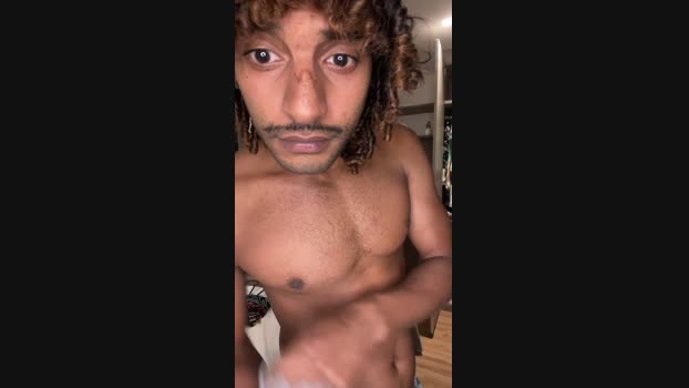gerson229 bigcock Webcam SHOW @ Cam4 17-05-2025