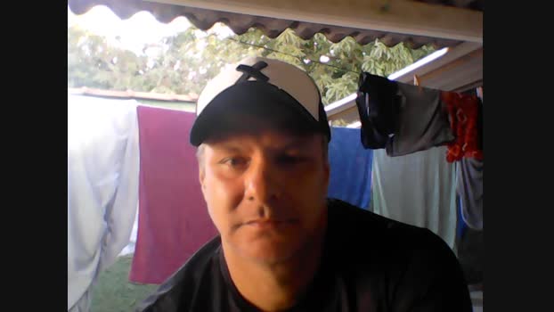 homemtravesso bicurious Webcam SHOW @ Cam4 17-05-2025