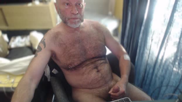 ptibear1 horny Webcam SHOW @ Cam4 18-05-2025
