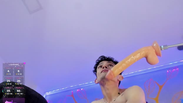 ValentinoMoreti bigass Webcam SHOW @ Cam4 20-05-2025