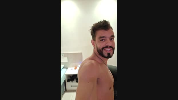 Rickferrari2023 Topless Webcam SHOW @ Cam4 29-05-2025