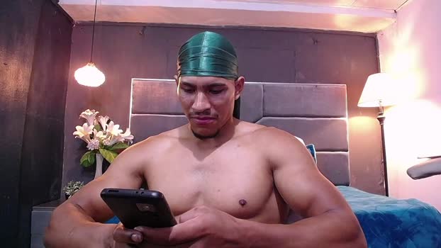 teddyfit_19cm deepthroat Webcam SHOW @ Cam4 31-05-2025