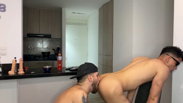 zoneboys_ fingers Webcam SHOW @ Cam4 01-06-2025