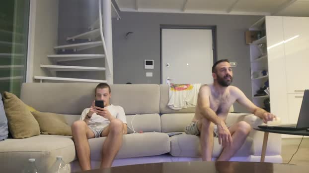 orignboy nude Webcam SHOW @ Cam4 04-06-2025