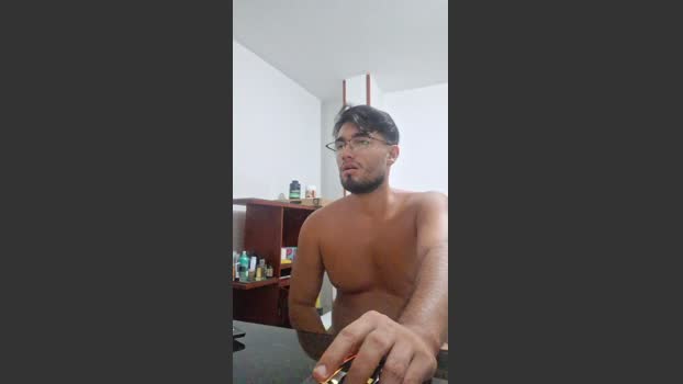 lechero226 suckcock Webcam SHOW @ Cam4 07-06-2025