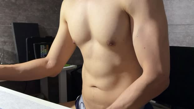 jerem186 prettyface Webcam SHOW @ Cam4 08-06-2025