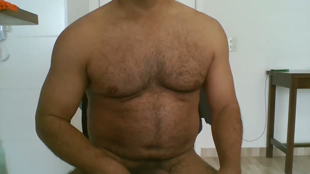 littlebear40 kissing Webcam SHOW @ Cam4 08-06-2025
