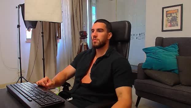 IvanHyde hot Webcam SHOW @ Cam4 02-07-2025