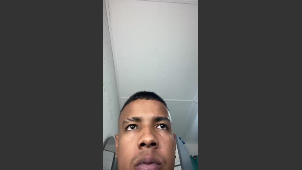 Chris_fendi bigballs Webcam SHOW @ Cam4 04-07-2025
