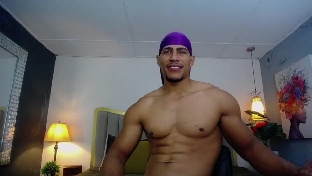 teddyfit_19cm Download Webcam SHOW @ Cam4 08-07-2025