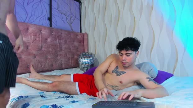 Angel_boyy2 bicurious Webcam SHOW @ Cam4 17-07-2025