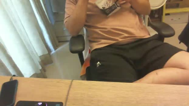 su3g4xm4t86 jerkoff Webcam SHOW @ Cam4 01-08-2025