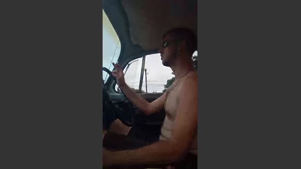 Littleguy25 deepthroat Webcam SHOW @ Cam4 01-08-2025