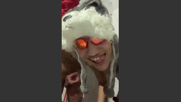 Novinrec81 ass Webcam SHOW @ Cam4 02-08-2025