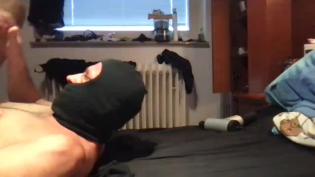 Zeigegeiler69 fuckme Webcam SHOW @ Cam4 03-08-2025