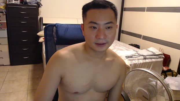 kerry80102 bigtoys Webcam SHOW @ Cam4 02-08-2025