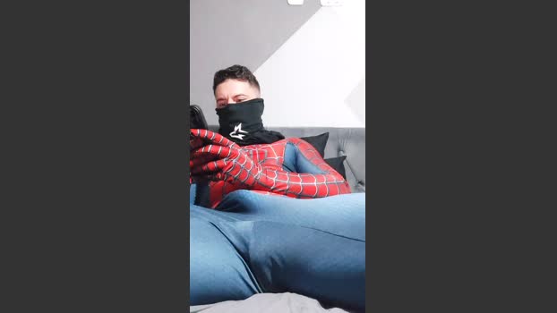 alerrandroo1 striptease Webcam SHOW @ Cam4 04-08-2025