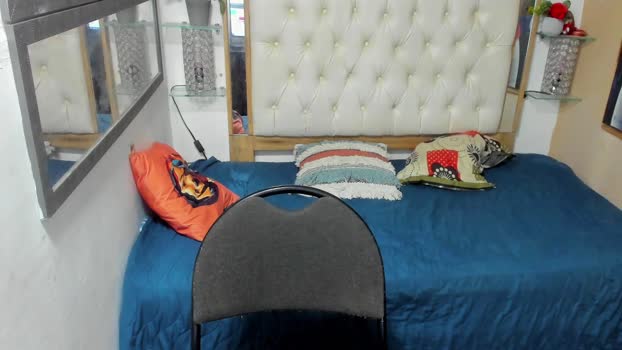 heiker_ hot Webcam SHOW @ Cam4 04-08-2025