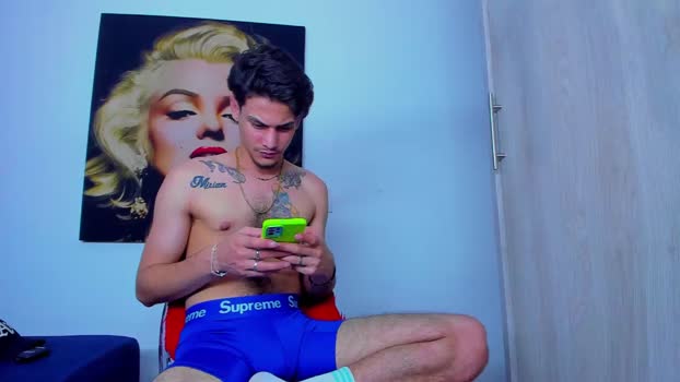 Axel_sex69 fingers Webcam SHOW @ Cam4 05-08-2025