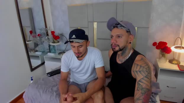 Valentiinoss kinky Webcam SHOW @ Cam4 07-08-2025