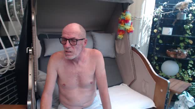 Remotcontrol jerking Webcam SHOW @ Cam4 10-08-2025