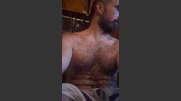 chewy1lb kissing Webcam SHOW @ Cam4 12-08-2025
