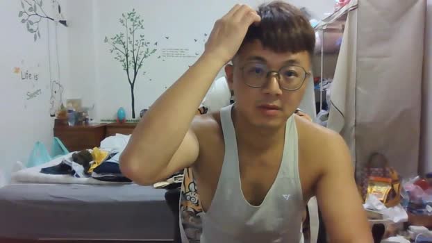 w2xist5 Pretty Webcam SHOW @ Cam4 13-08-2025