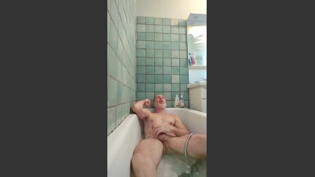 moisexy spank Webcam SHOW @ Cam4 16-08-2025