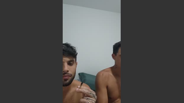 Levi_Henrique love Webcam SHOW @ Cam4 18-08-2025