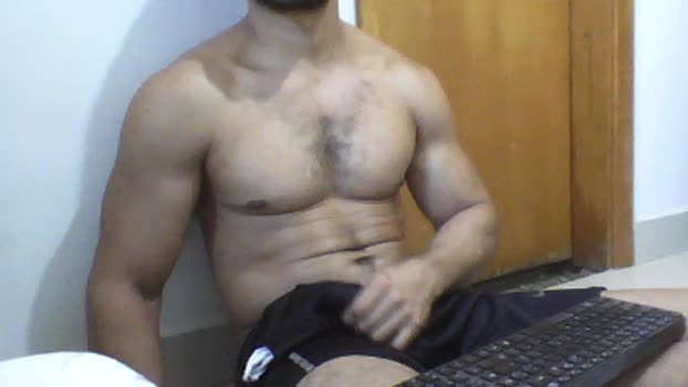 MorenoCarente lick Webcam SHOW @ Cam4 17-08-2025