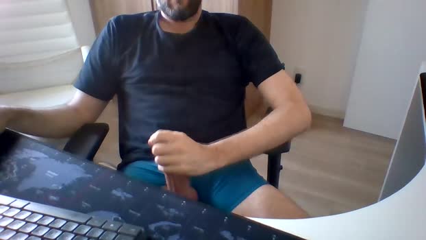 mateuskuera striptease Webcam SHOW @ Cam4 18-08-2025