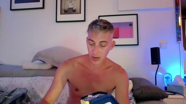 HuGo4K naked Webcam SHOW @ Cam4 24-08-2025