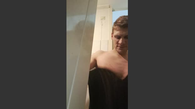 Hotsexyboy89 kissing Webcam SHOW @ Cam4 01-09-2025